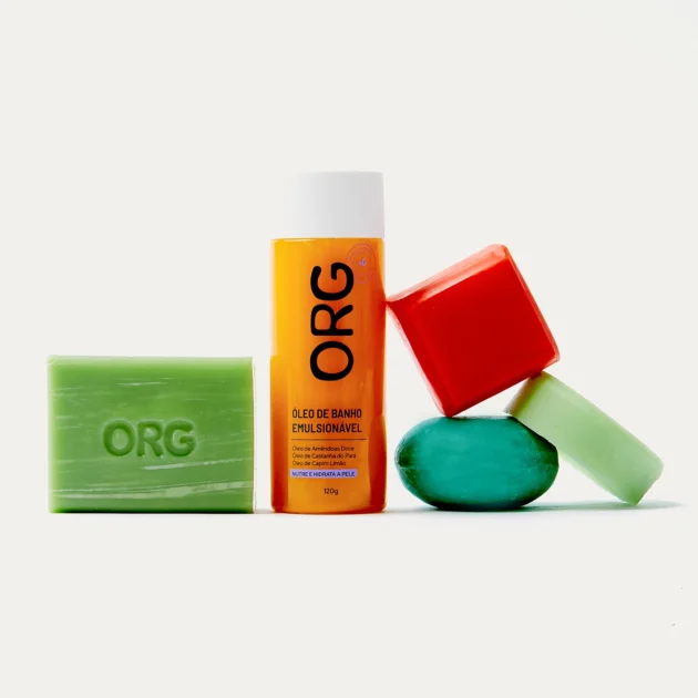 Kit Spa em Casa para Cabelos Secos - Kit shampoo + condicionador + máscara capilar + óleo de banho + sabonete